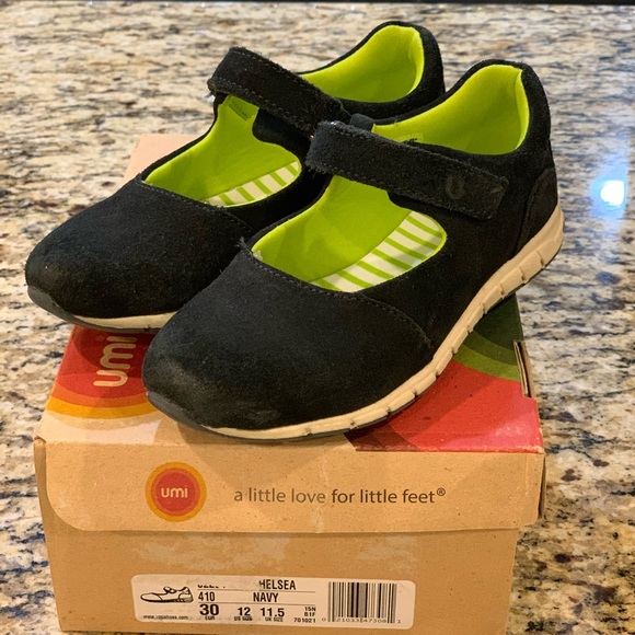 umi “Chelsea” Mary Jane’s. Size 12. Navy - Picture 2 of 3